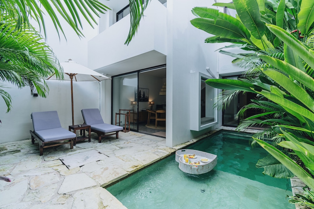 Villa Castello Canggu — 4-Star Luxury Hotel in Canggu, Indonesia