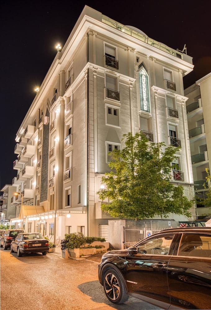 Hotel Augustus - last minute hotel in Rimini
