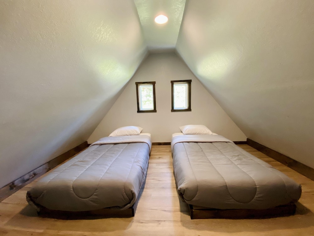 Calm Waters Cabin Resort - photo 25