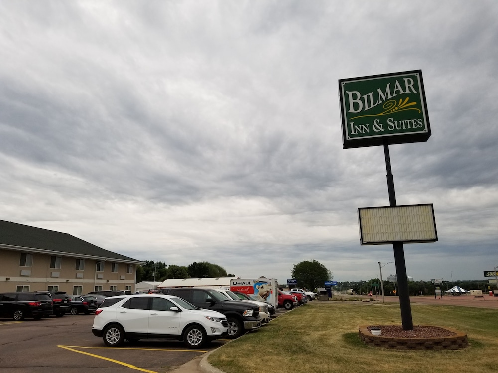 Bilmar Inn & Suites Dell Rapids Near Sioux Falls - photo 224