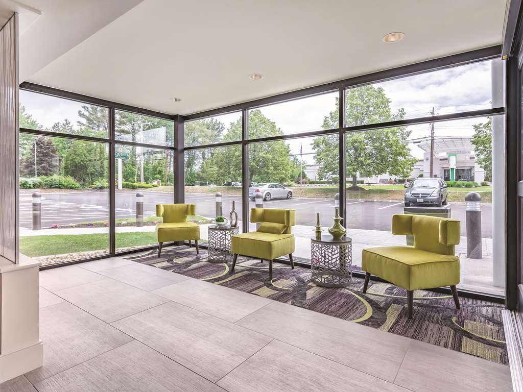 La Quinta Inn & Suites by Wyndham Salem NH - photo 7