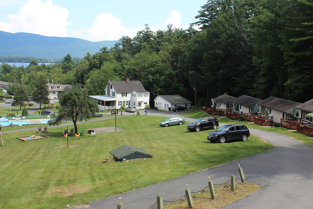 Hill View Motel and Cottages - photo 46