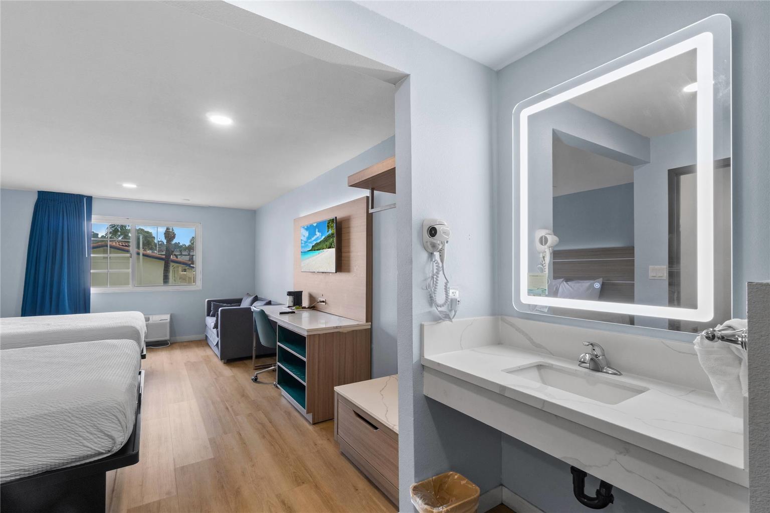 Travelodge by Wyndham Fairplex Pomona - photo 27