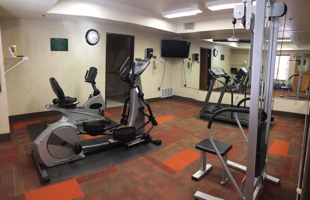 Quality Inn Junction City Near Fort Riley - photo 44