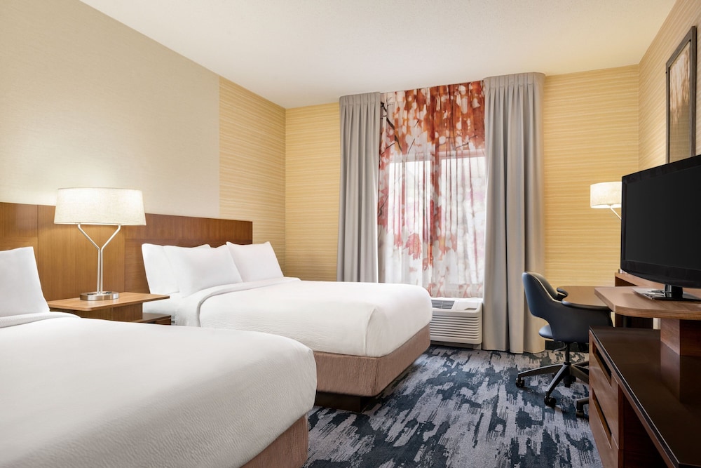 Fairfield Inn & Suites Hershey Chocolate Avenue - photo 11