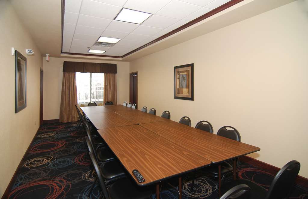 Best Western Lamesa Inn & Suites - photo 12