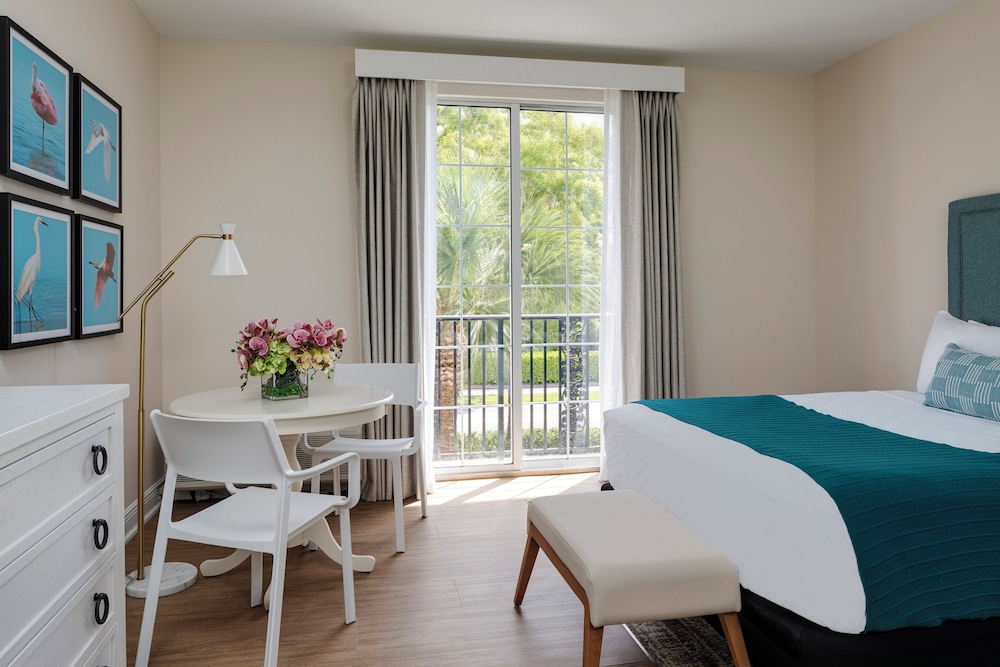 The Capri Inn - photo 14