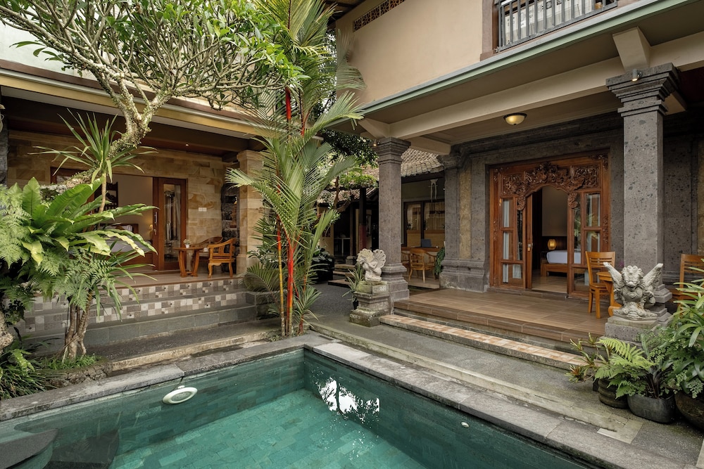 Togog Polos Ubud House — 4-Star Luxury Hotel in Ubud, Indonesia