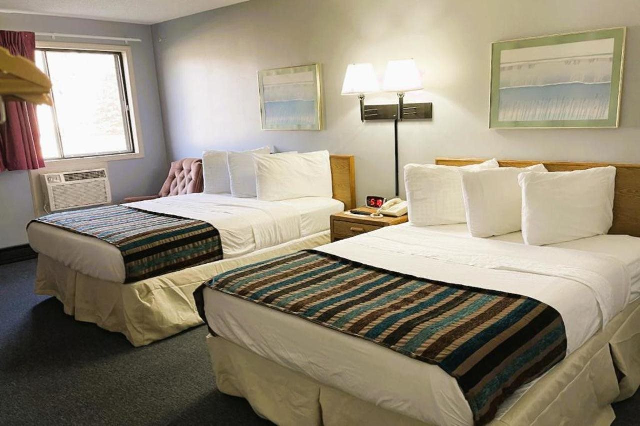 OYO Hotel Pipestone MN Canterbury Park - photo 18