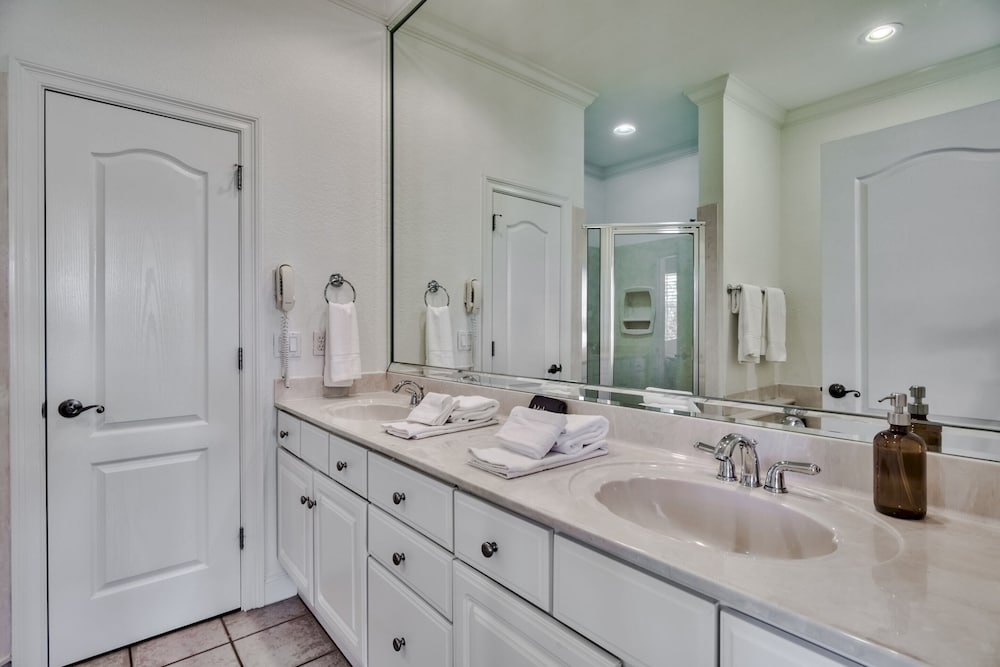 Sand Dollar by Avantstay Spectacular Beachside Oasis w Gorgeous Views - photo 22
