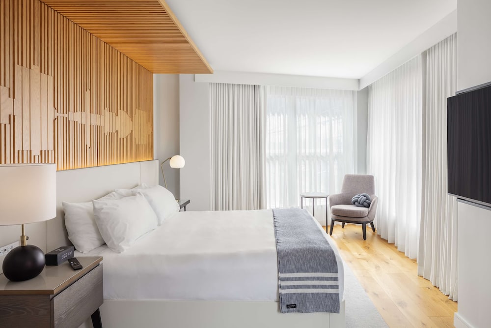 Canopy by Hilton Portland Waterfront - photo 24
