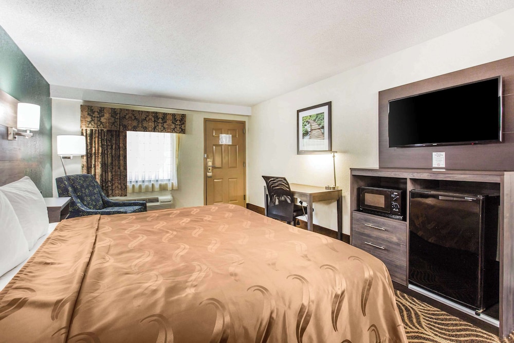 Quality Inn Black Mountain Asheville East - photo 17