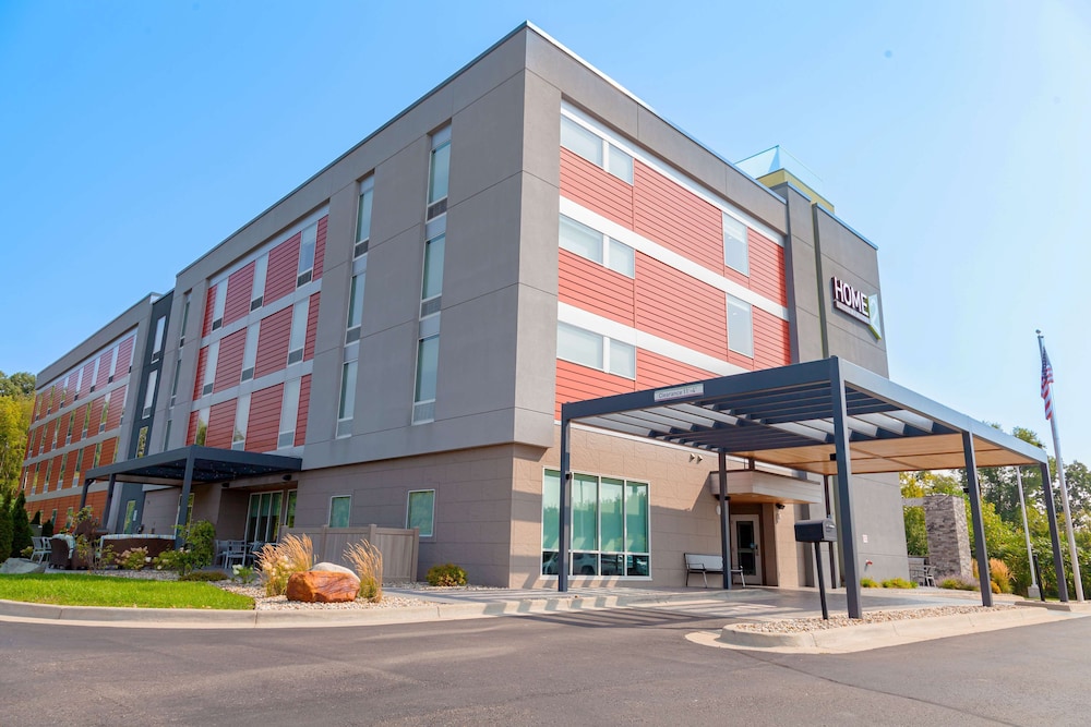 Home2 Suites by Hilton Jackson MI - photo 42