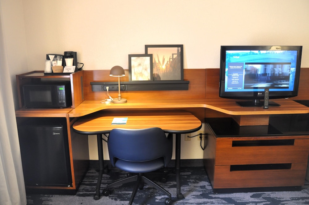 Fairfield Inn & Suites Jacksonville Airport - photo 7