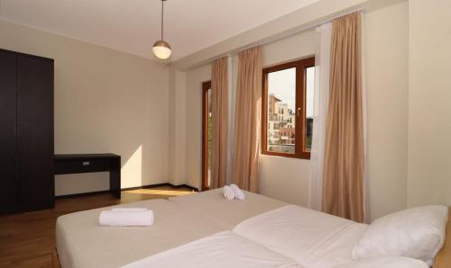 Bright and Cozy Apt in Tbilisi