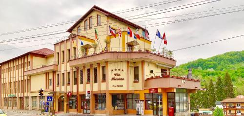 Nicoleta — 4-Star Luxury Hotel in Livadia, Romania