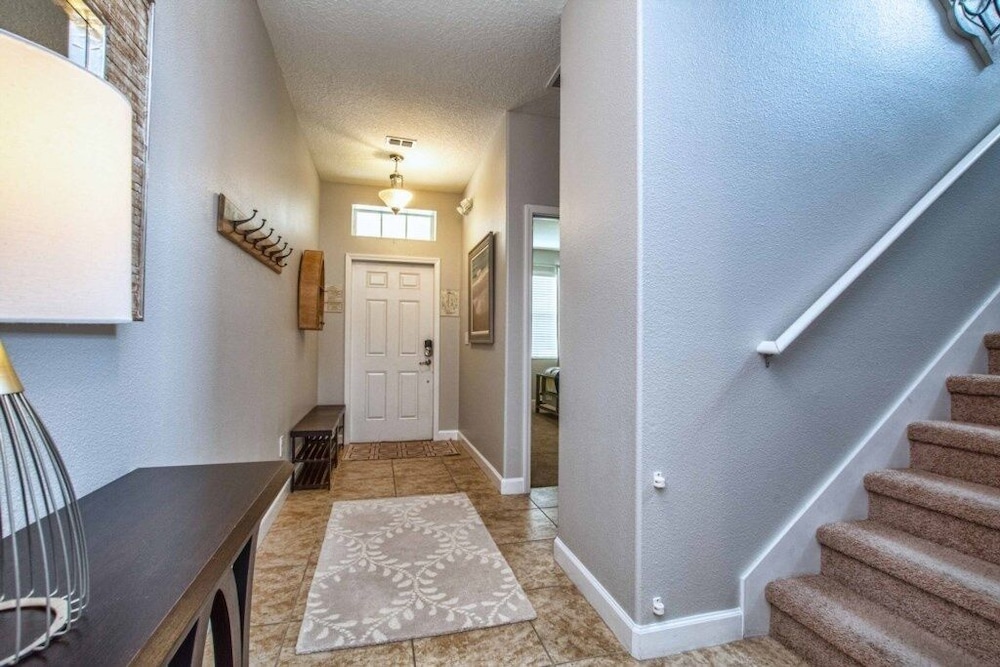Spacious Family Getaway W Resort 3154pp 5 Bedroom Home by RedAwning - photo 48