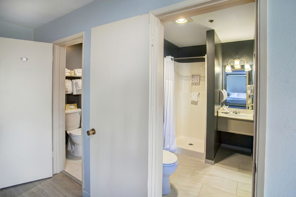 Inn At Seaside - photo 22