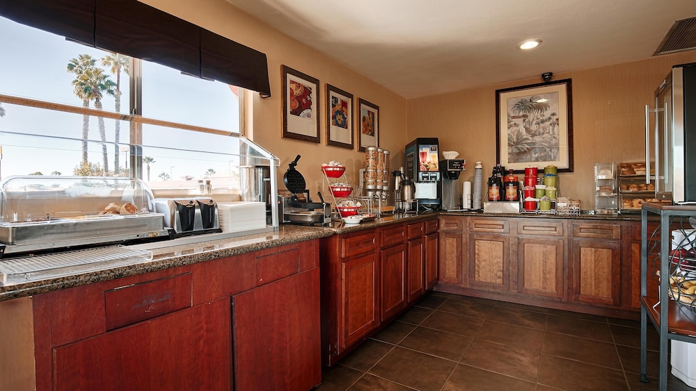 Surestay Hotel By Best Western Blythe - photo 29