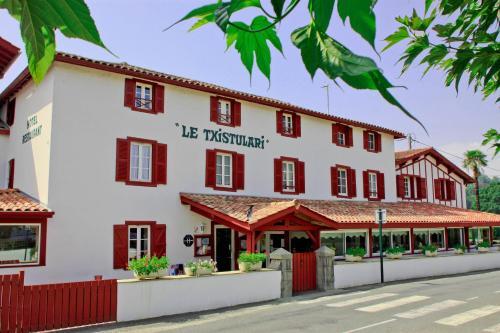 Hotel Restaurant Txistulari — hotel in Itxassou