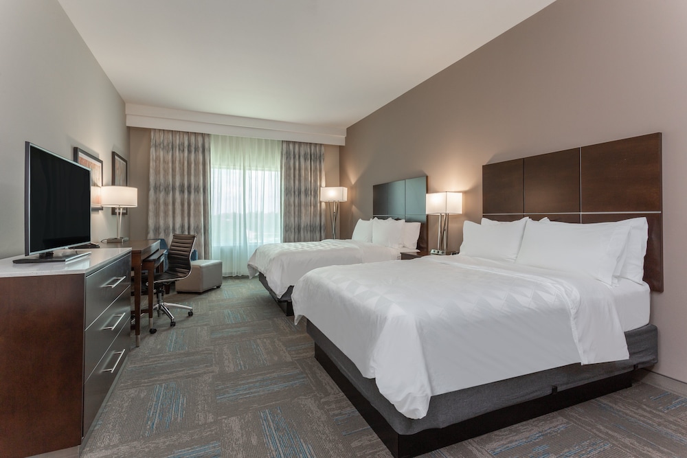 Holiday Inn Hotel & Suites Jefferson City by IHG - photo 3
