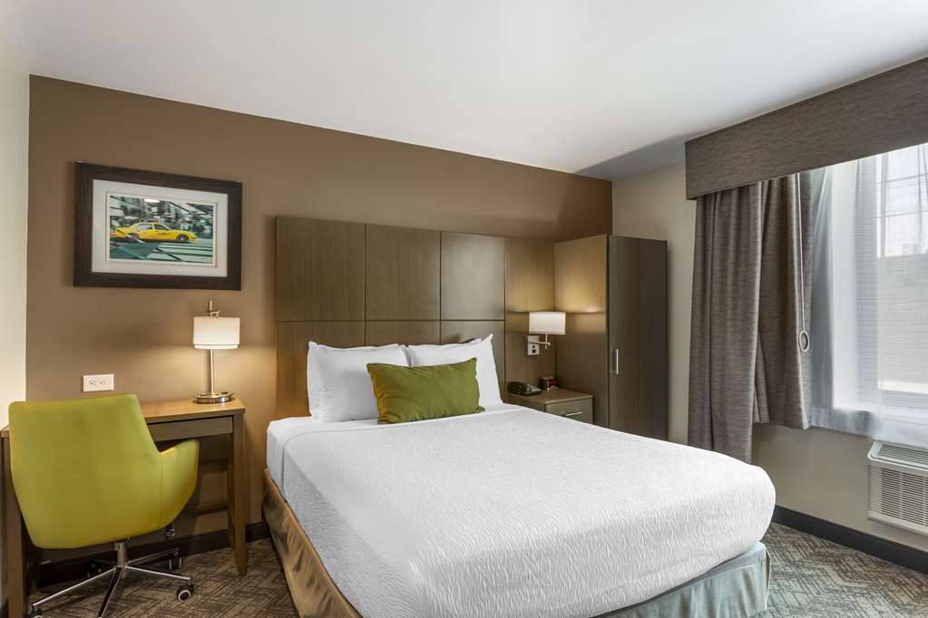 Best Western Brooklyn Coney Island Inn - photo 27