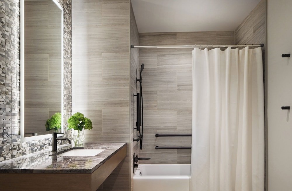 Intercontinental Hotels Seattle Bellevue By IHG - photo 36