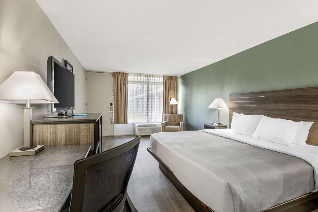 Quality Inn & Suites Santee I 95 - photo 39