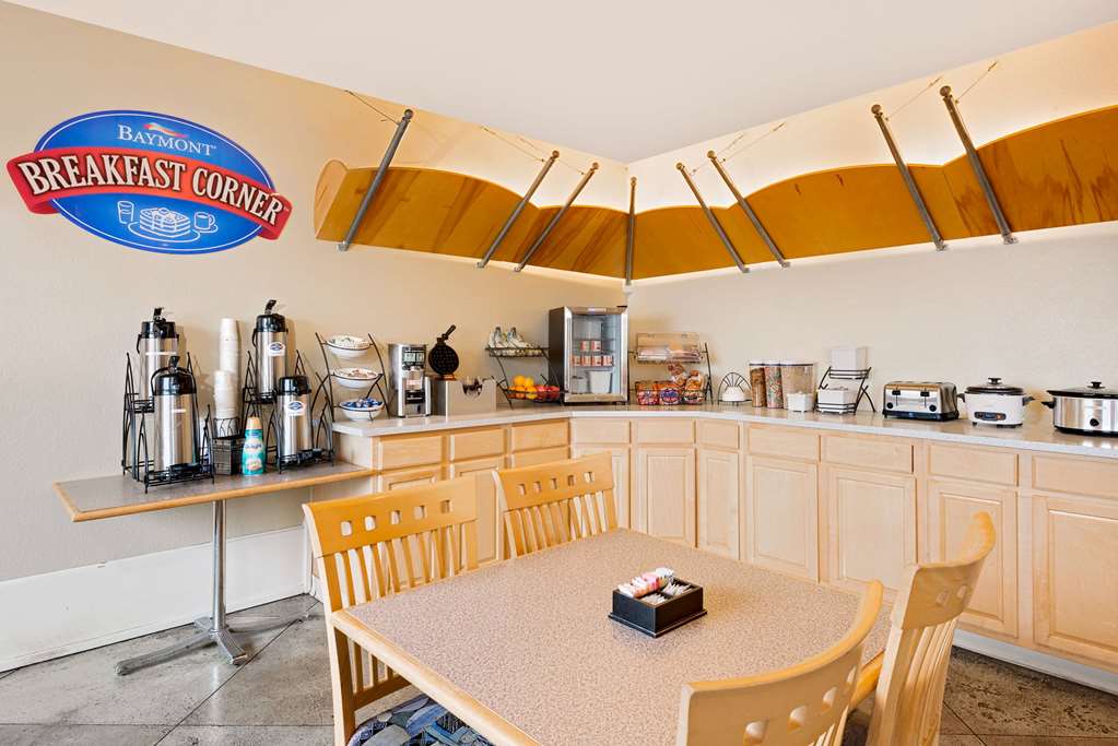 Baymont by Wyndham Lawrenceburg - photo 14