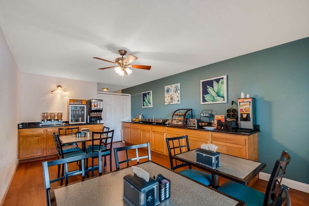 SureStay Plus Hotel by Best Western Berkeley Springs - photo 7