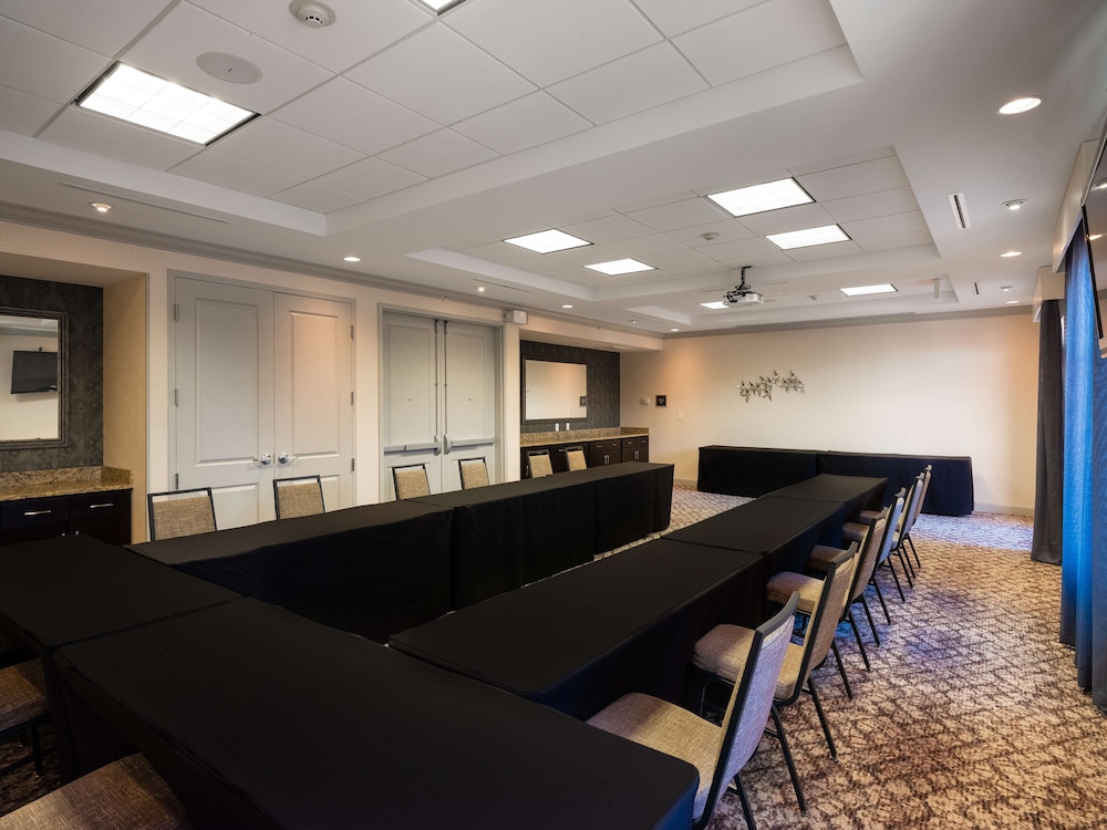 Homewood Suites by Hilton Joplin - photo 67