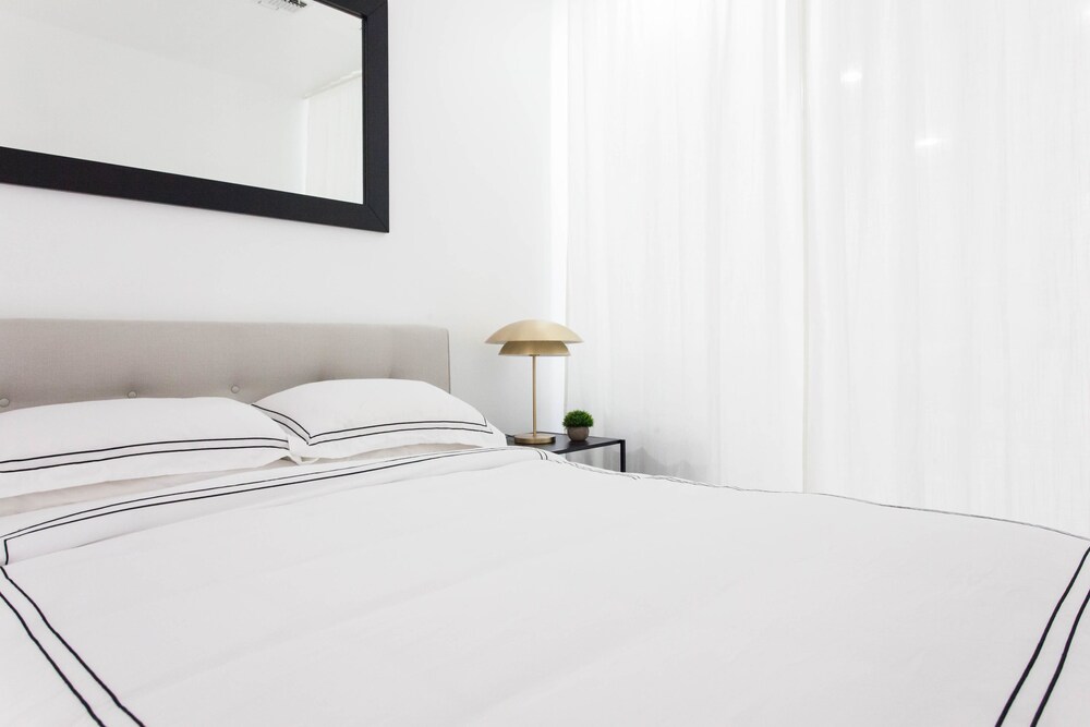 United Nations Apartment Hotel - photo 3