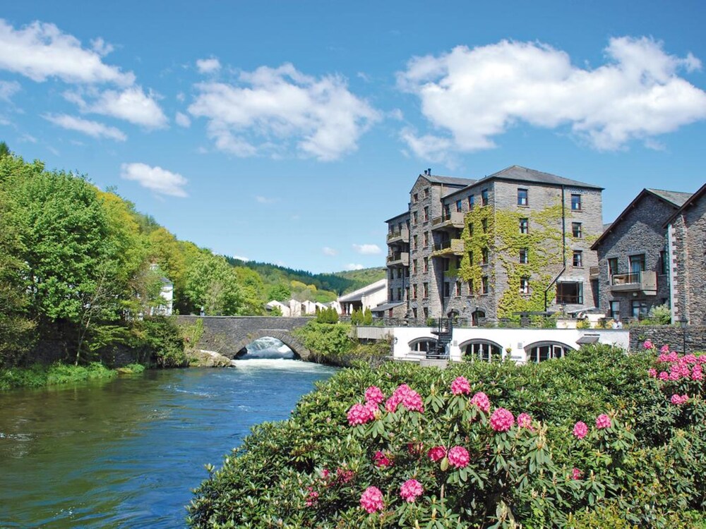 Whitewater — hotel in Windermere