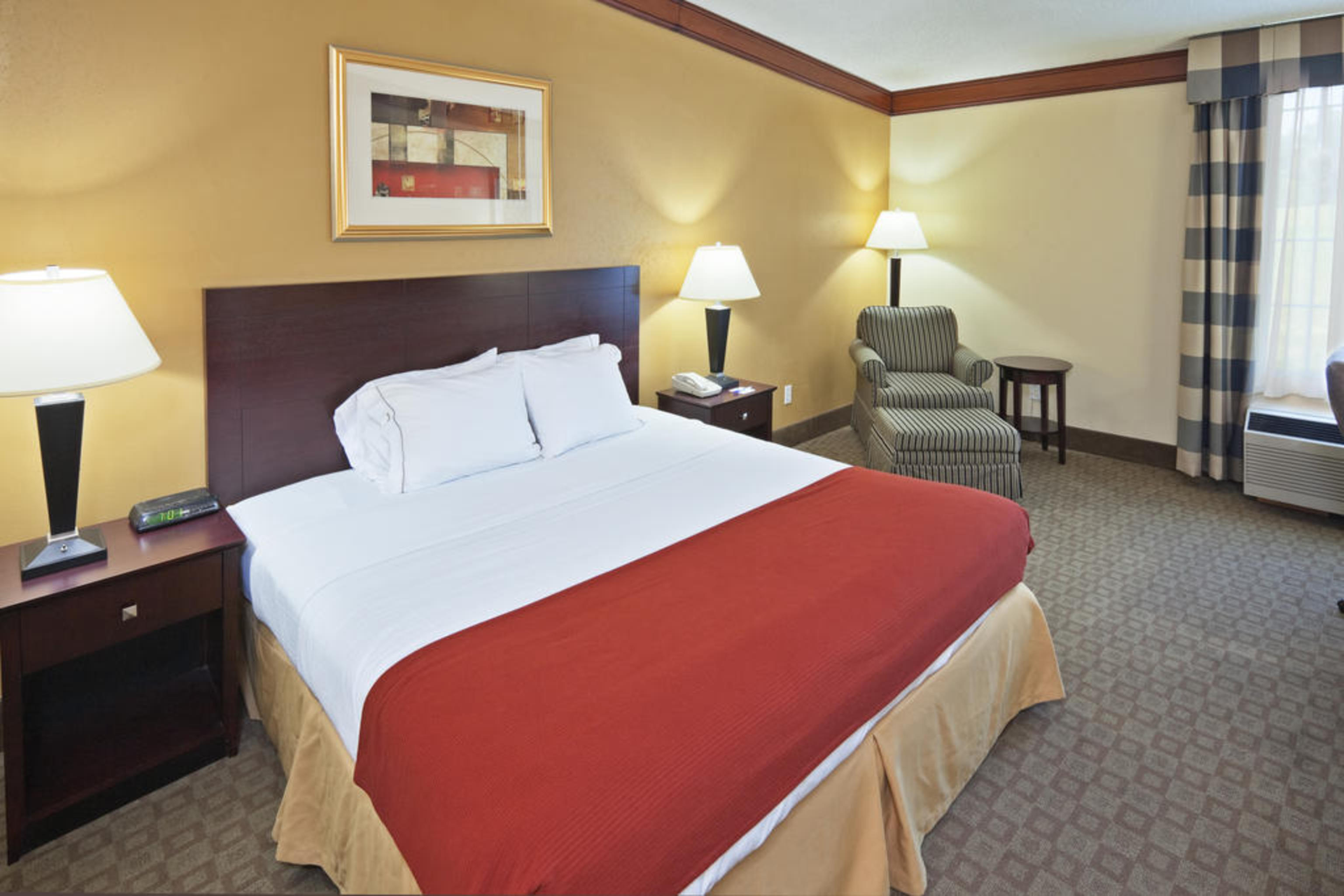 Days Inn & Suites by Wyndham Tahlequah - photo 25