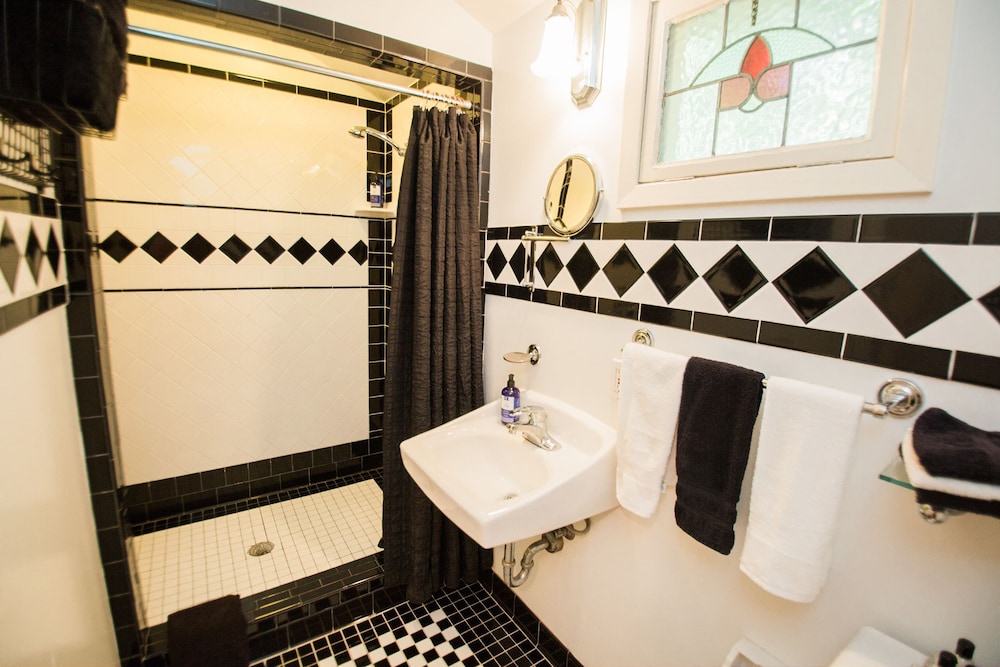 Park Lane Guest House - photo 57