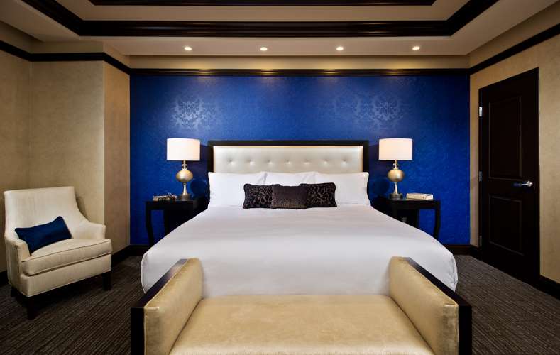 Saratoga Casino Hotel - photo 9