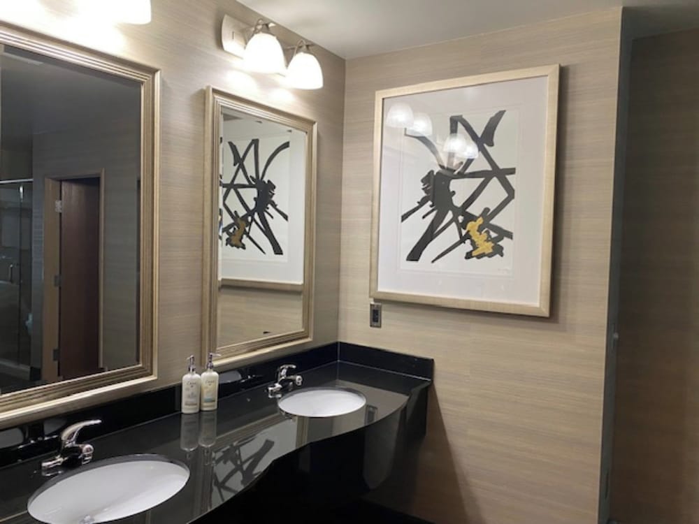 Holiday Inn Purdue Fort Wayne by IHG - photo 11