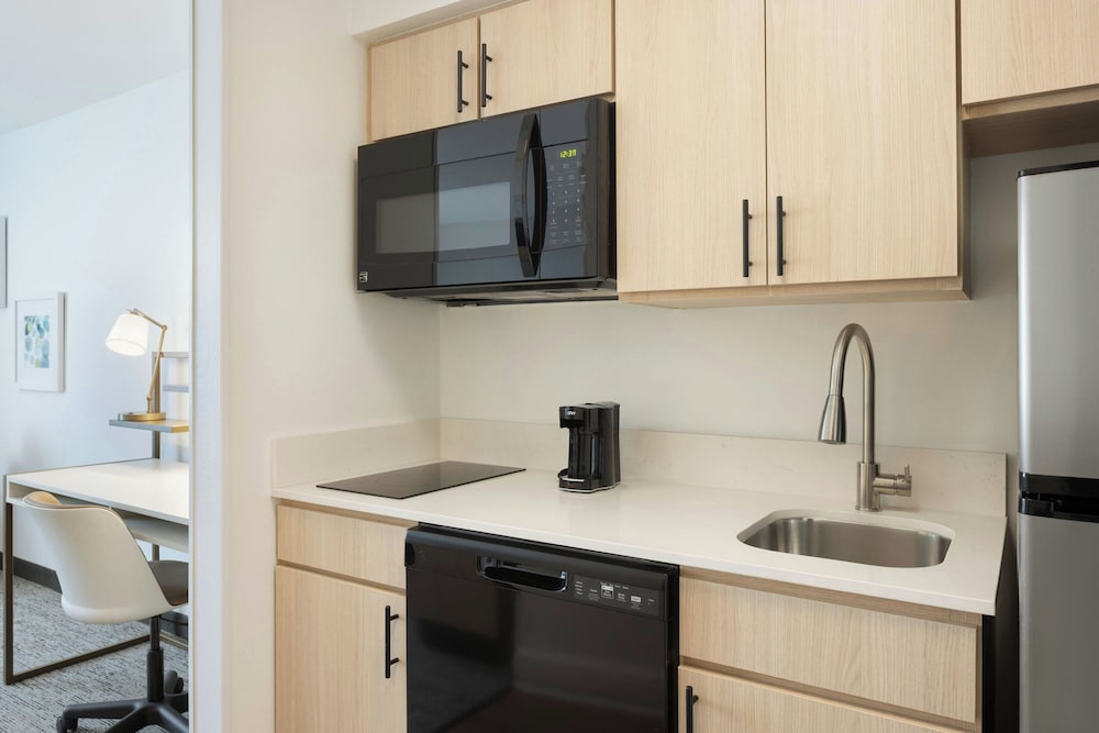 TownePlace Suites by Marriott Tampa Westshore Airport - photo 14