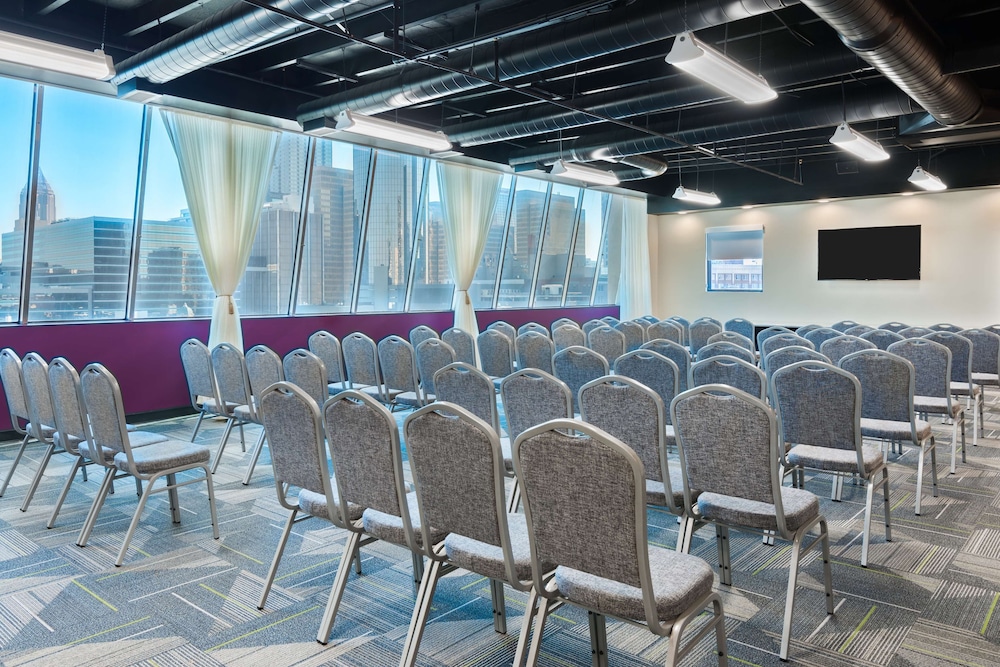 Home2 Suites by Hilton Atlanta Downtown - photo 31