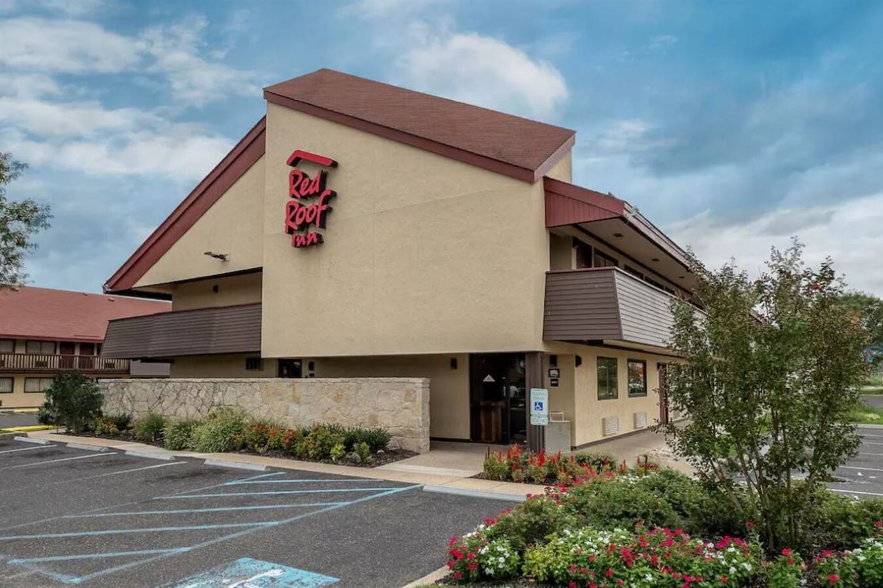 Red Roof Inn Mt Laurel - photo 4