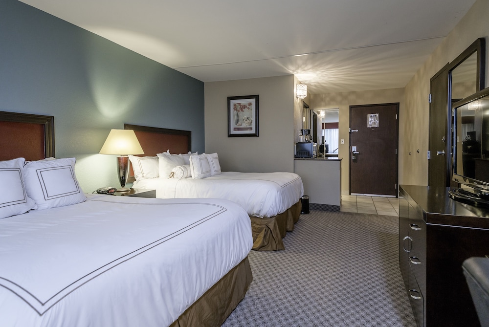 Causeway Bay Hotel - photo 8