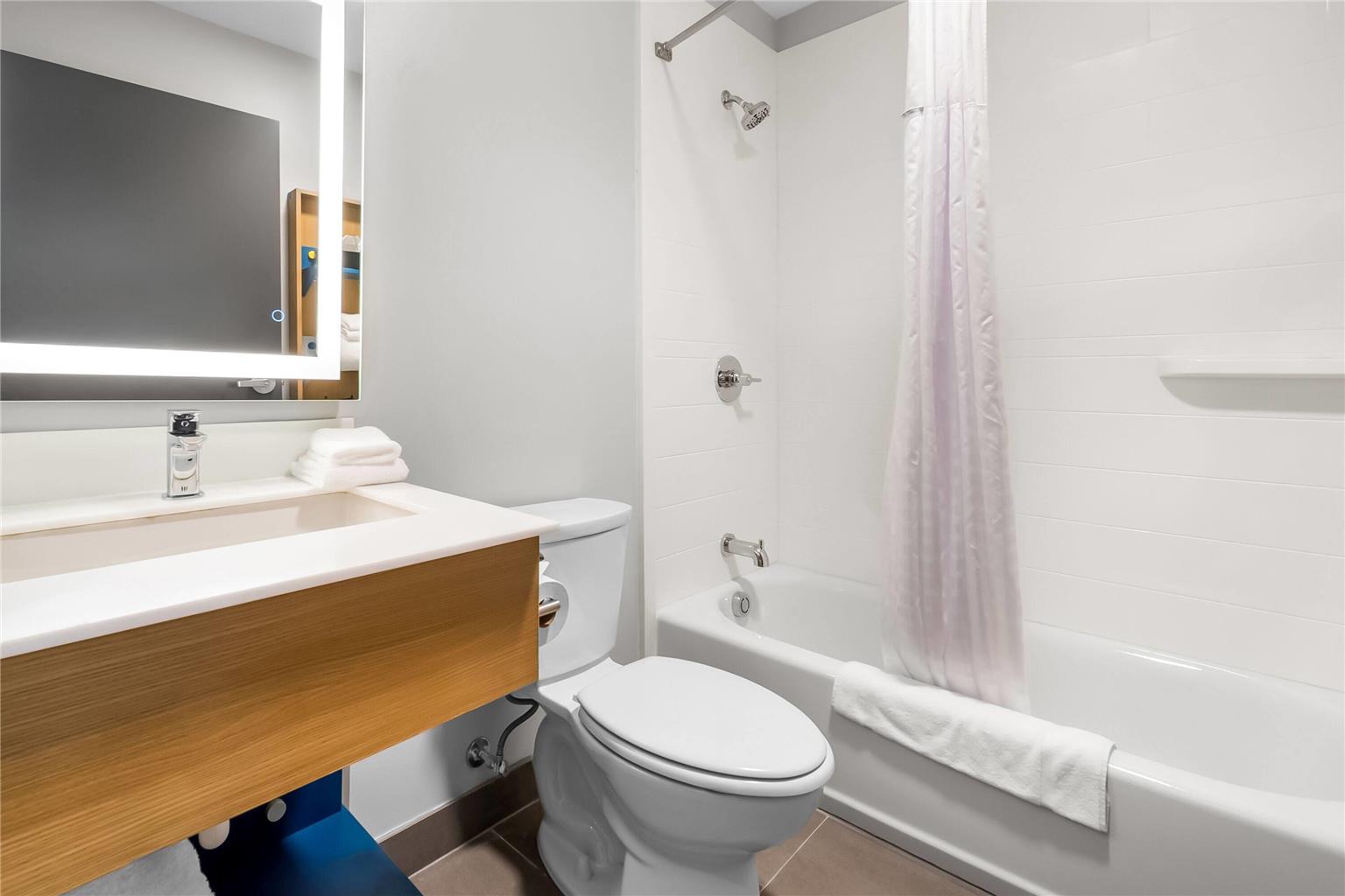 Microtel Inn and Suites by Wyndham Prattville Montgomery - photo 22