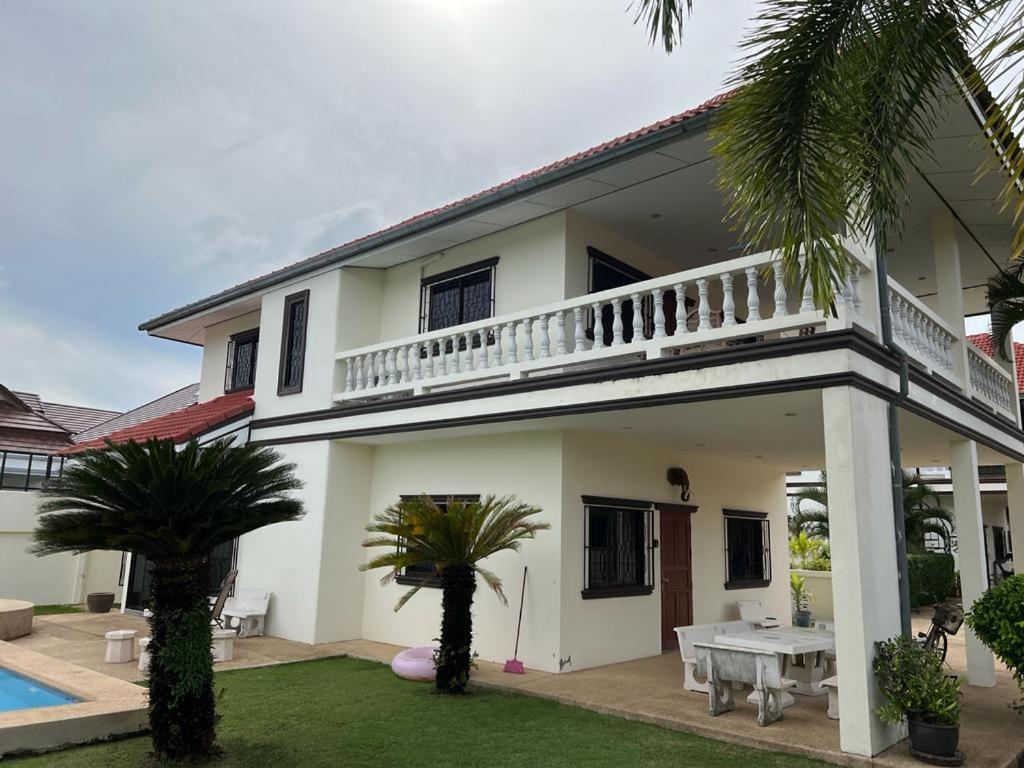 Dragon Dream 1 D6 Hua Hin with Pool — hotel near Hua Hin Airport