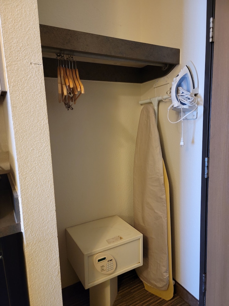 Hotel El Paso - photo 17