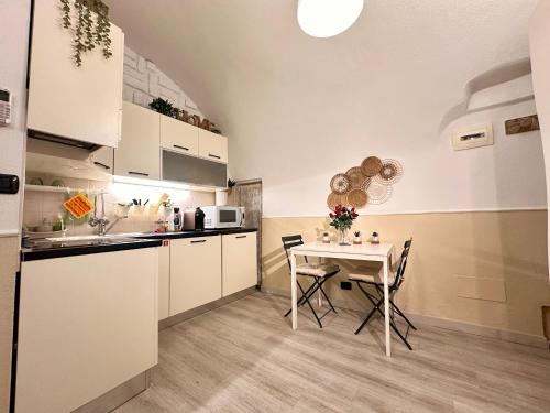 Le Petit Nid Air Conditioning A few steps from Sanremo Casino and Ariston in San Remo, Italy