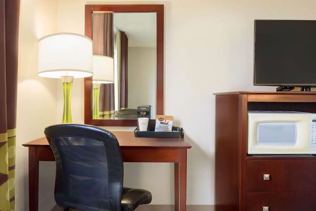 Super 8 by Wyndham Bethany MO - photo 14