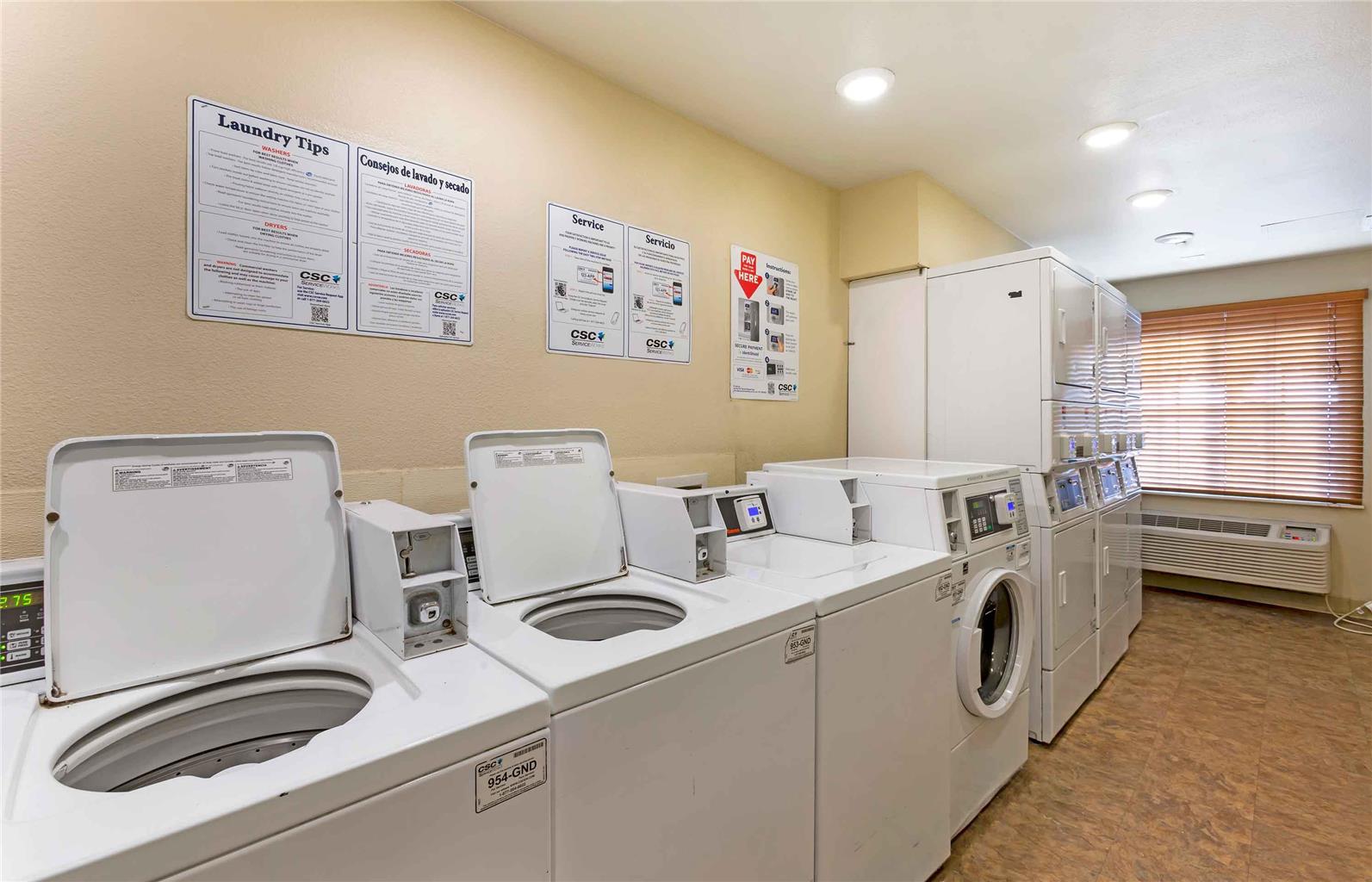 Extended Stay America Select Suites Phoenix West - photo 41