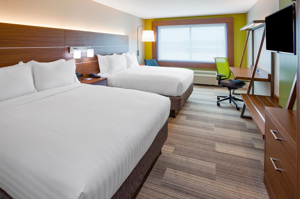 Holiday Inn Express & Suites Des Moines Downtown by IHG - photo 17