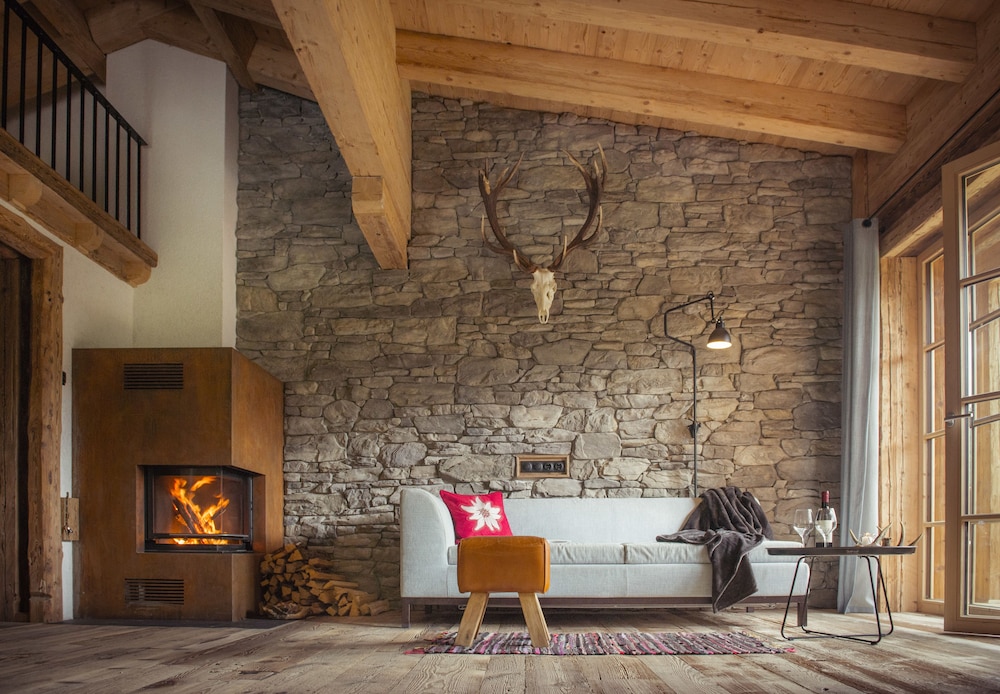 Kasermandl — 4-Star Luxury Hotel in Elbigenalp, Austria
