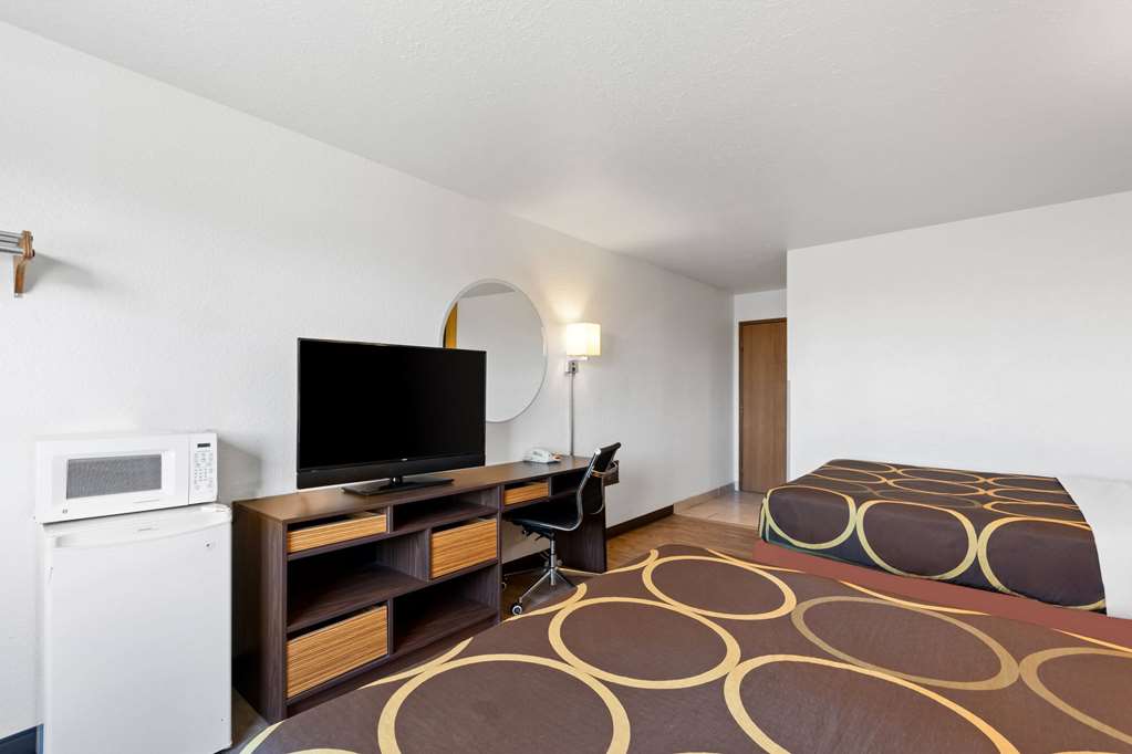 Super 8 by Wyndham Elizabethtown - photo 13